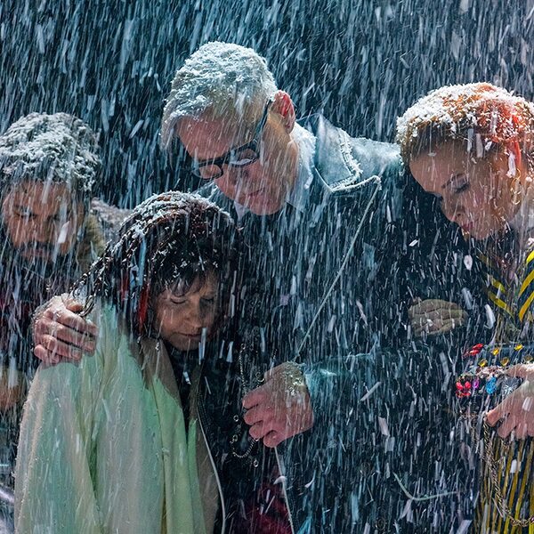 Спектакль «Кладбище понтов»