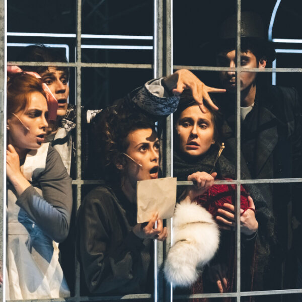 Спектакль «Дневник писателя» в театре «Школа драматического искусства»