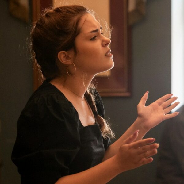 Новогодние семейные чтения вслух «Живая классика»