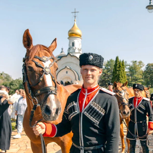 Молебен в День памяти святых мучеников Флора и Лавра на ВДНХ