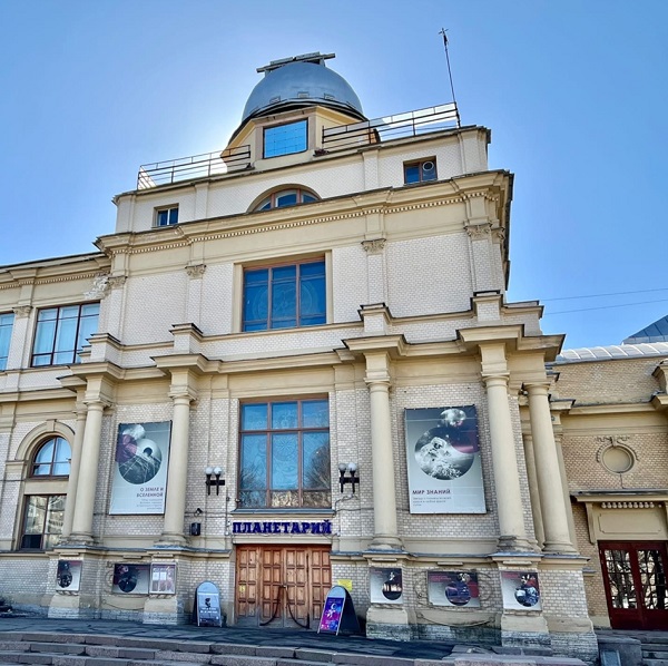 Концерт «Рояль в темноте. Neoclassica. Эйнауди и Циммер»