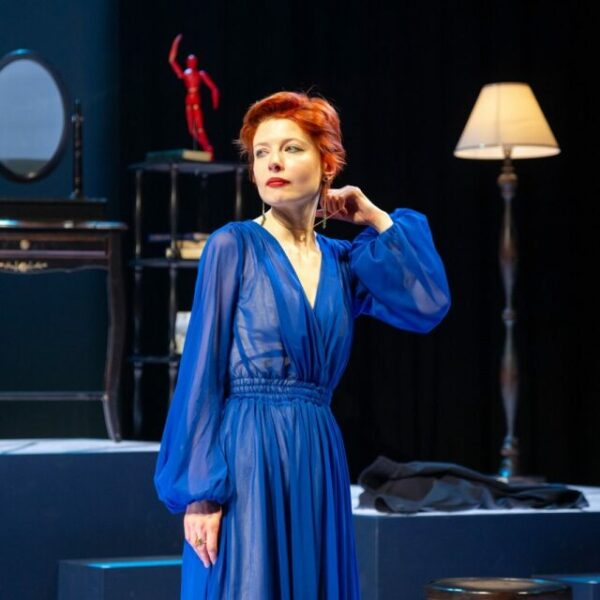 Спектакль «Глубокое синее море»