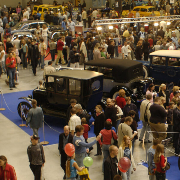 Выставка «Олдтаймер-Галерея»