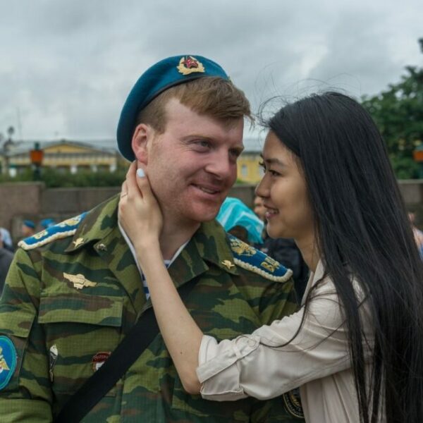 Концерт ко Дню ВДВ в БКЗ «Октябрьский»