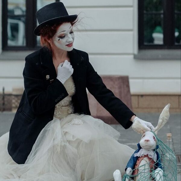 Спектакль «Сказки рыжей клоунессы»