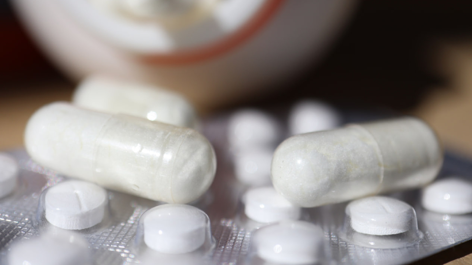 Антибиотики при пневмонии для взрослых