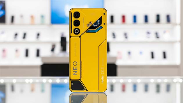 ZTE Nubia Neo 3 GT. Фото: Ян Ляпин / Нейросеть