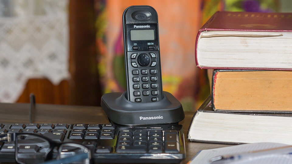 11 лучших радиотелефонов 2023 года