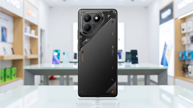 Tecno Pova 7 Neo. Фото: Ян Ляпин / Нейросеть