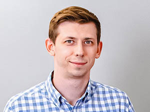 Виктор Попов