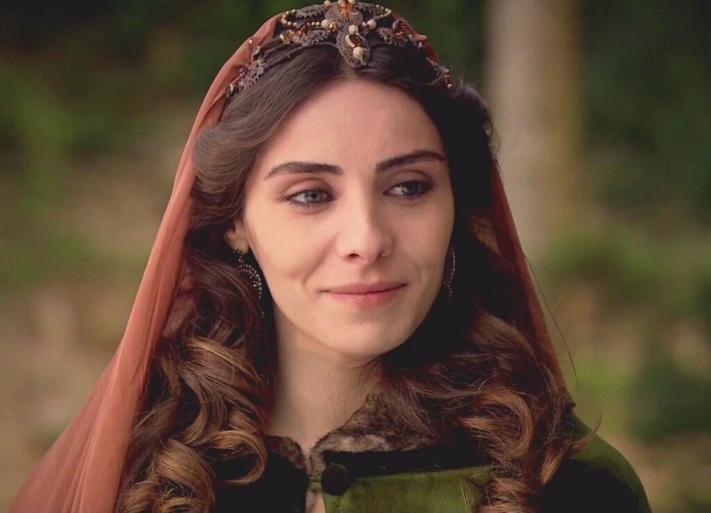 Почему Махидевран называют женой султана Сулеймана – ведь никях у него был только с Хюррем