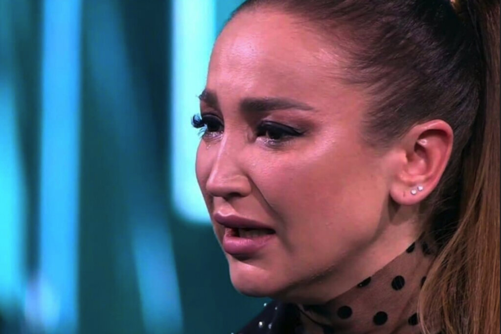 Ольга Бузова рассказала, почему льет слезы по ночам