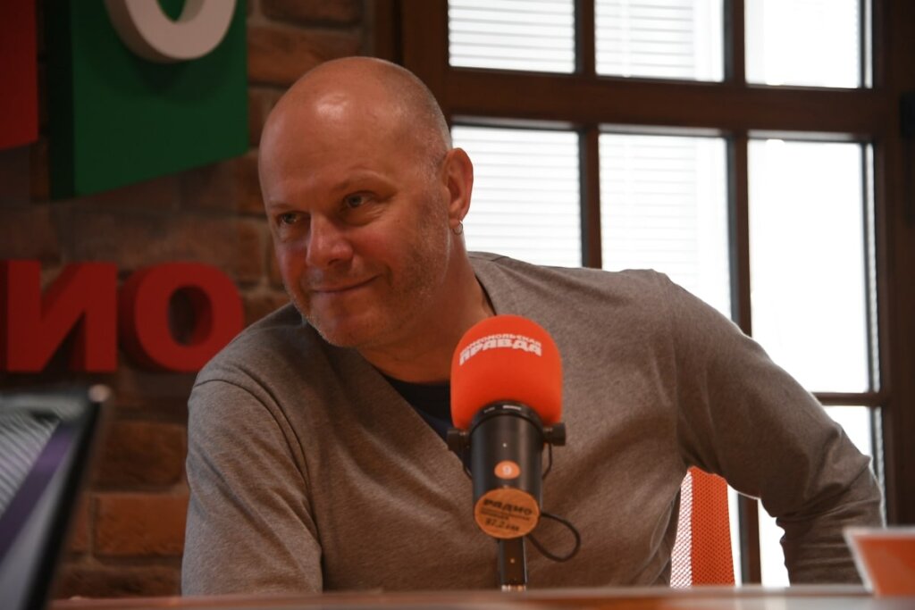 «Не было такой мысли вообще»: Алексей Кортнев впервые честно рассказал, почему не женился на Юлии Рутберг