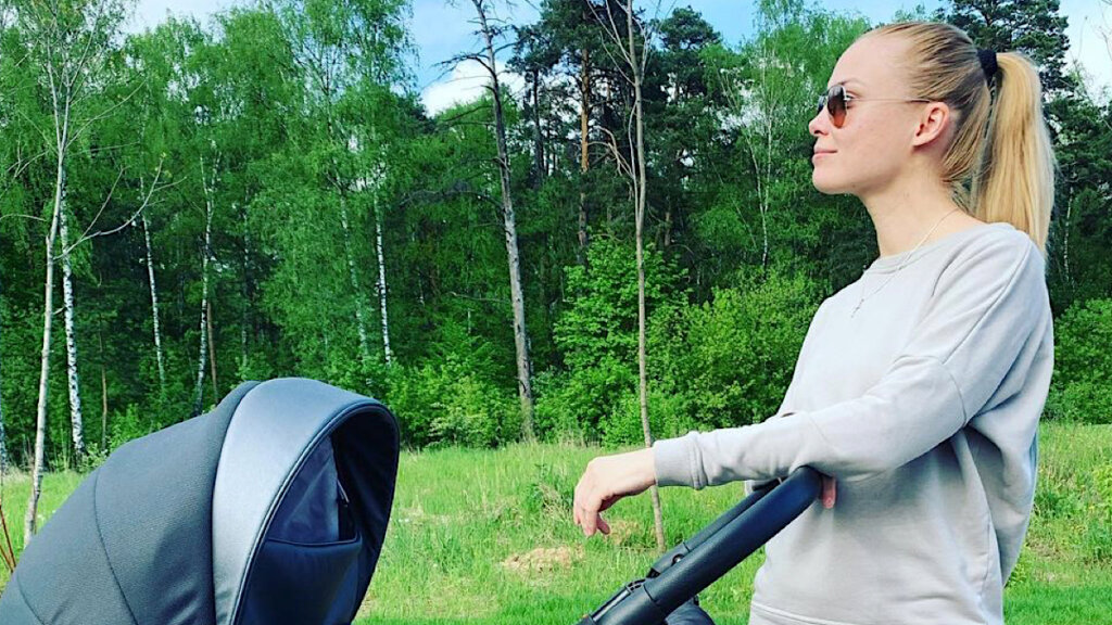 Родившая Татьяна Арнтгольц покинула Россию