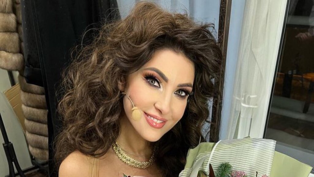 Вымотанная скандалами Анастасия Макеева покинула Россию