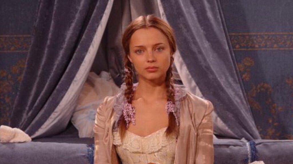 Куда пропала скромная красавица-актриса Людмила Курепова