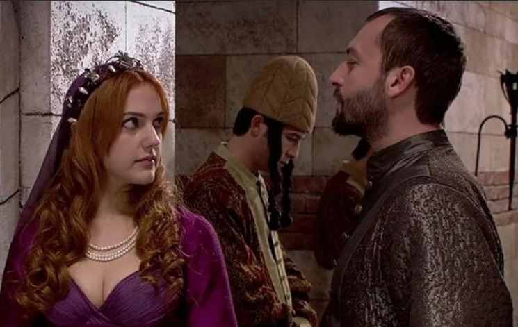 Не надо гадать: Мерьем Узерли объяснила, почему Роксолана враждовала с Ибрагимом на самом деле