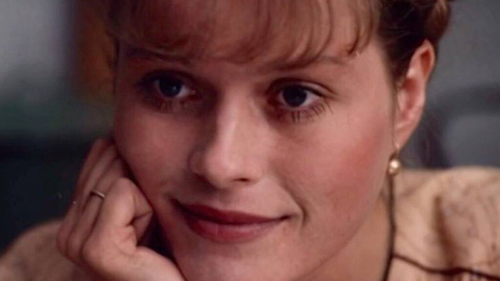 Пила, муж изменял с Еленой Кореневой: куда пропала актриса Елена Скороходова