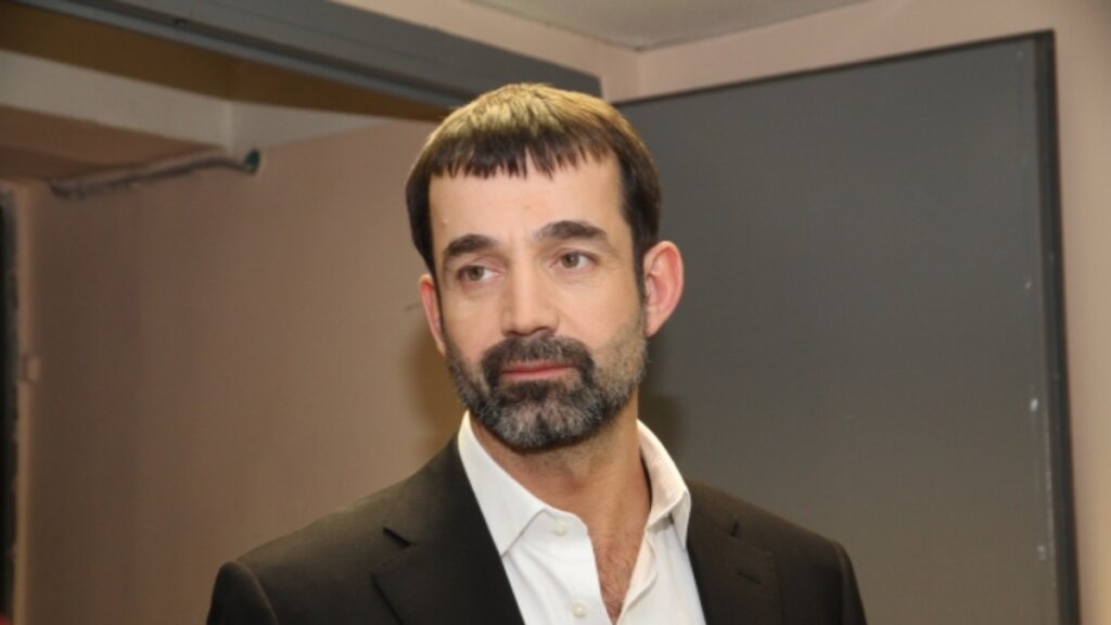 Дмитрий Певцов сделал заявление об усыновлении