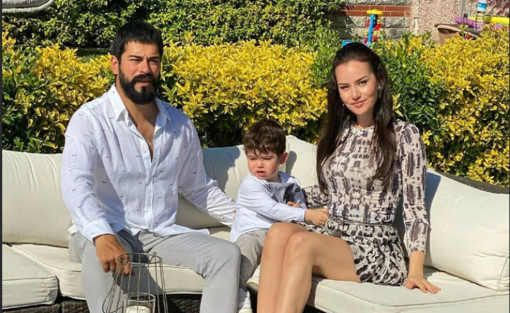 Бурак Озчивит в шоке: Фахрие Эвджен беременна двойней