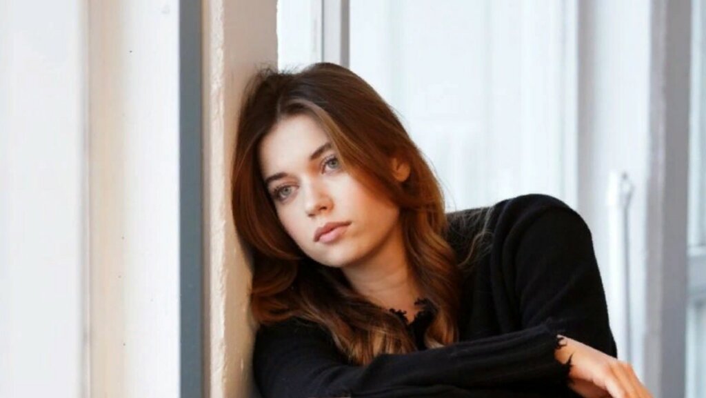 Афра Сарачоглу впервые честно рассказала о своих отношениях с Мертом Рамазаном Демиром