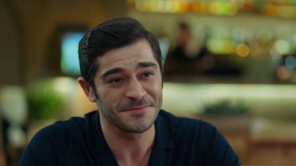 Суд вынес решению по делу Бурака Дениза, обвинения против которого выдвинула Нилпери Шахинкая