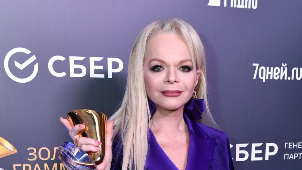 Актриса и певица Лариса Долина заступилась за гостей скандальной вечеринки Ивлеевой: «Ну, ошиблись..»