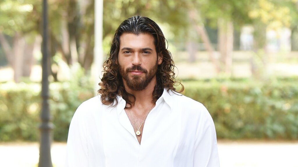 На Джана Ямана обрушился шквал критики после общения с фанаткой: «Самовлюбленный эгоист»