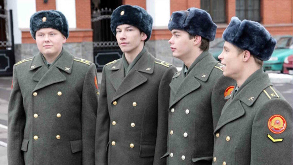 Ведь ты уже совсем не зеленый: как изменились «Кремлевские курсанты» за 15 лет