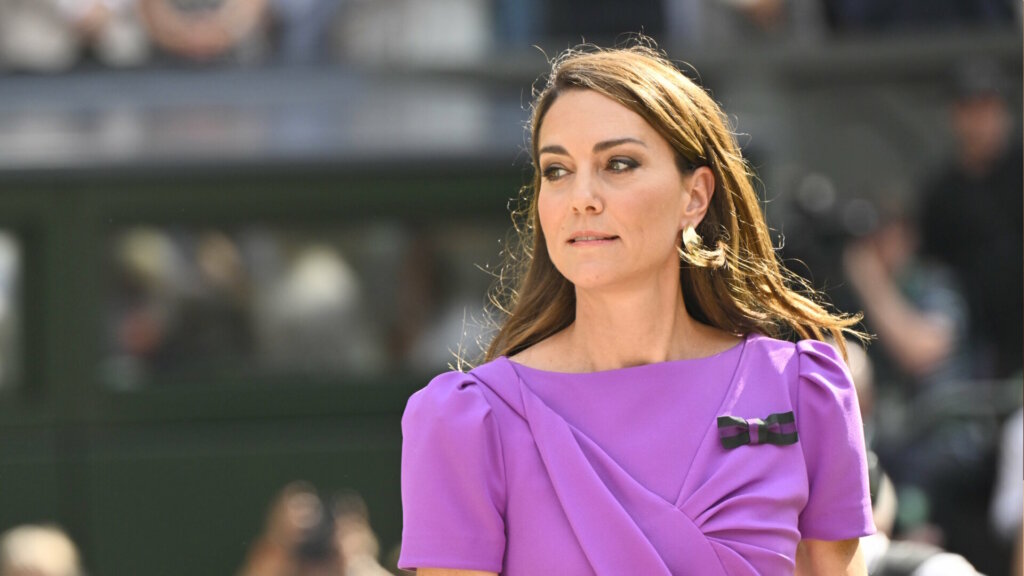 Кейт Миддлтон впервые после химиотерапии появилась на публичном мероприятии