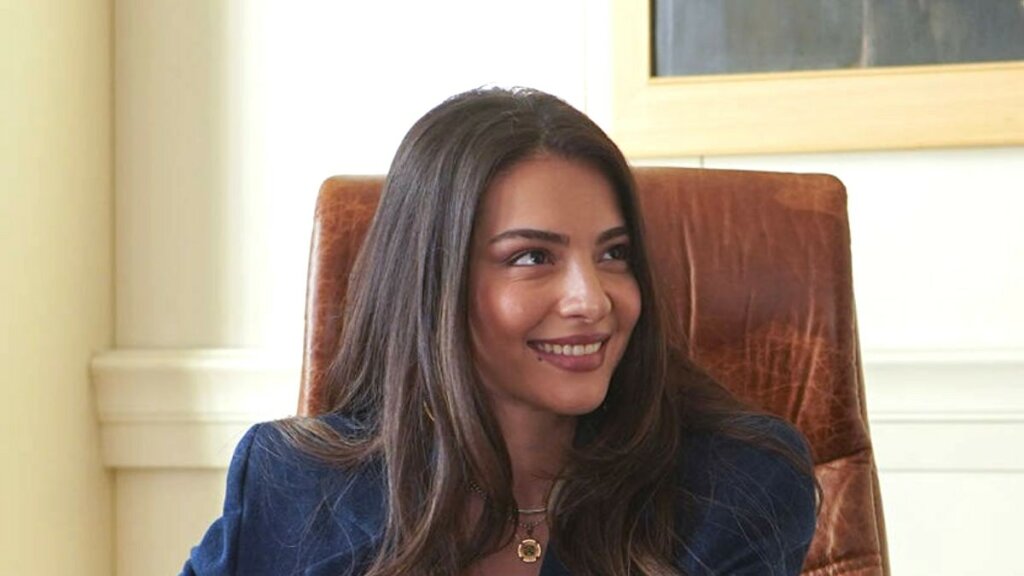 Турецкая актриса Мелиса Аслы Памук впервые показала лицо своего сына