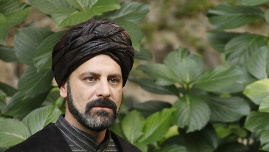 Звезда «Великолепного века» Озан Гювен получил тюремный срок