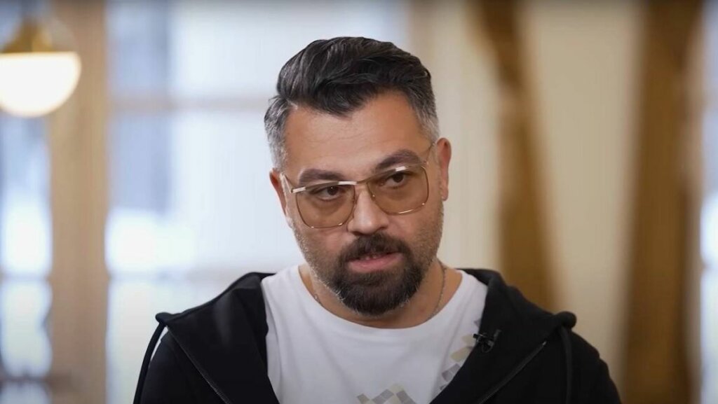 Атрофия ниже пояса: Алексей Чумаков рассказал о проблемах с позвоночником