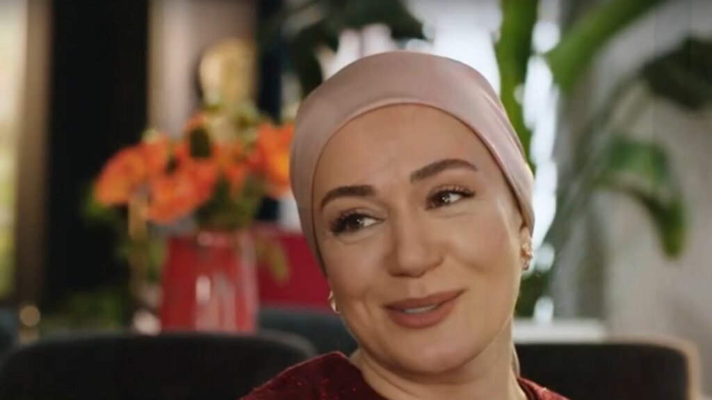 Похороны, развод и новый бывший: вот что ждет зрителей в 118 серии «Клюквенного щербета»