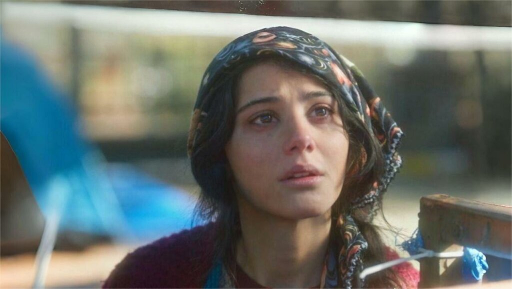 Снимается с 13 лет и покорила мир ролью Диджле: как живет звезда сериала «Ты тот, кого я люблю» Хелин Кандемир