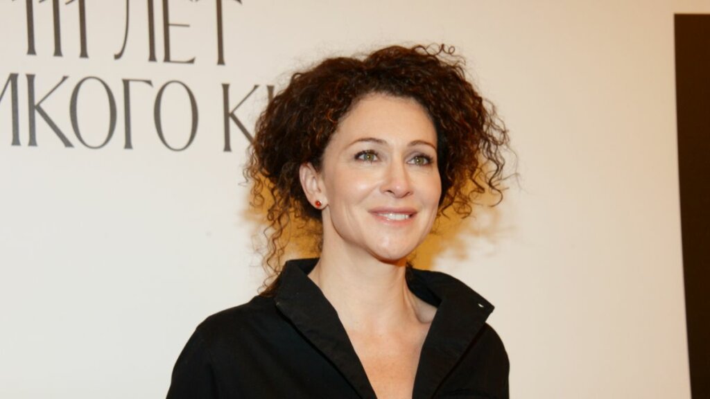 52-летняя Ксения Раппопорт снялась в купальнике