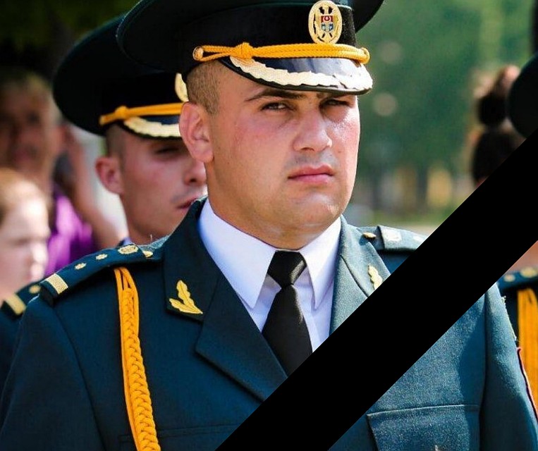 Подвиг молдавского офицера: Иван Чобэника погиб, отбросив солдата-срочника и приняв на себя удар многотонной машины Подвиг молдавского офицера: Иван Чобэника погиб, отбросив солдата-срочника и приняв на себя удар многотонной машины