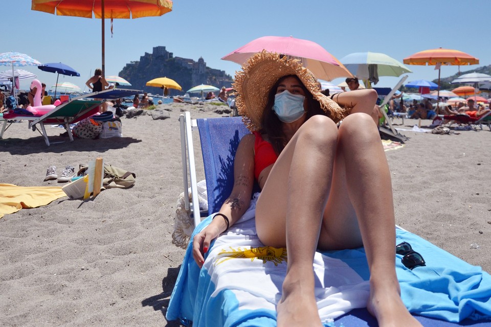 До конца года выпить кофе по-турецки с видом на море успеют 3 - 3,5 миллиона россиян - таковы самые оптимистичные прогнозы