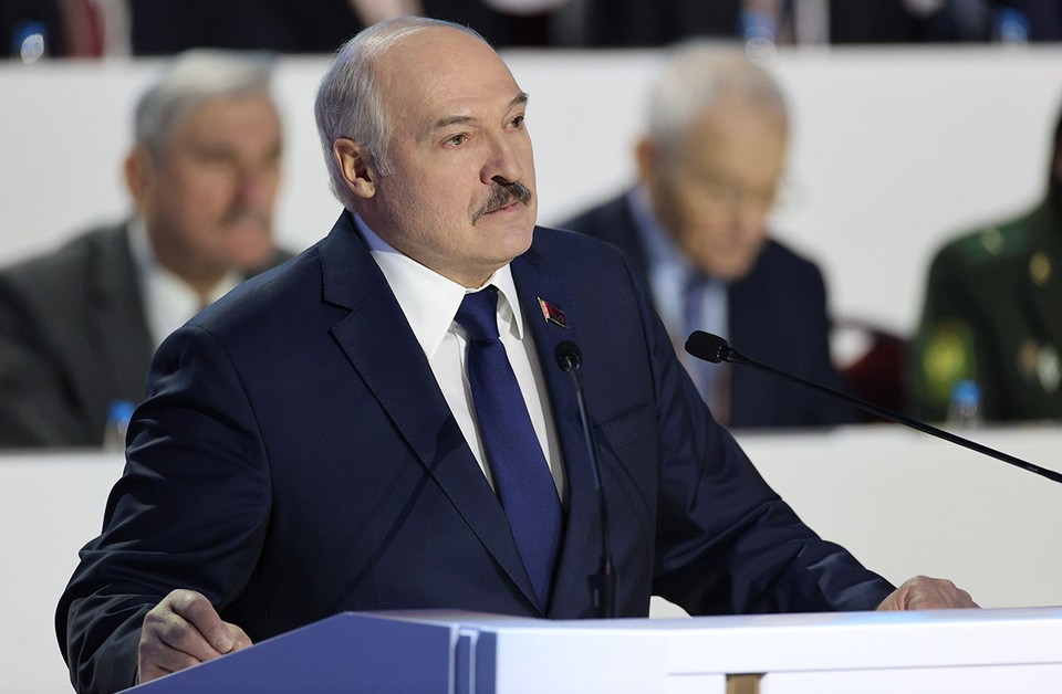 Alexander Lukashenko hablando en la Asamblea Popular de Belarús.
