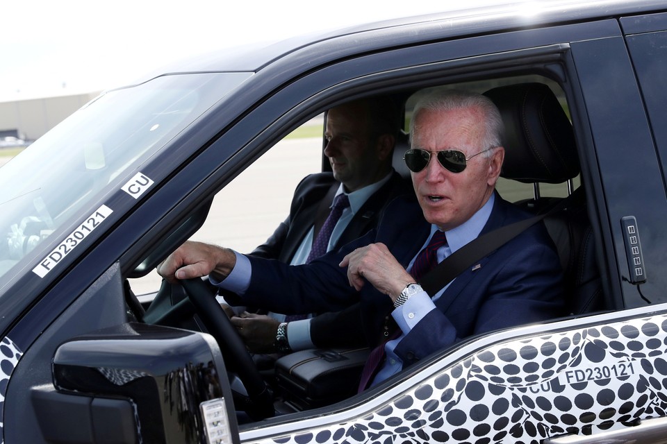 Las formas de Biden de ganar dinero indignaron a los estadounidenses