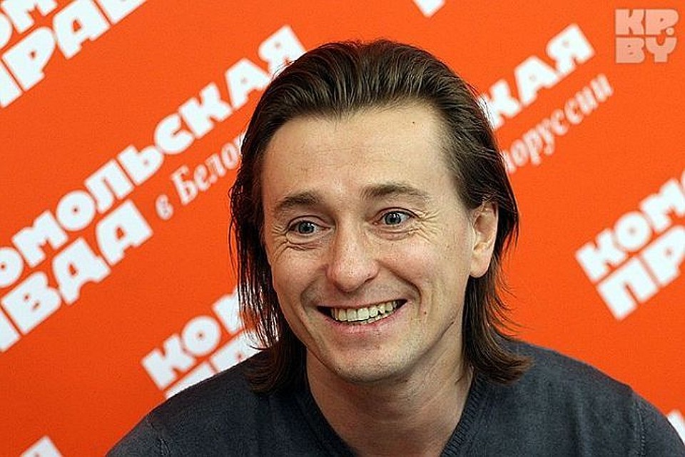город удивительный безруков принимает поздравления уникальные макияжи, прически