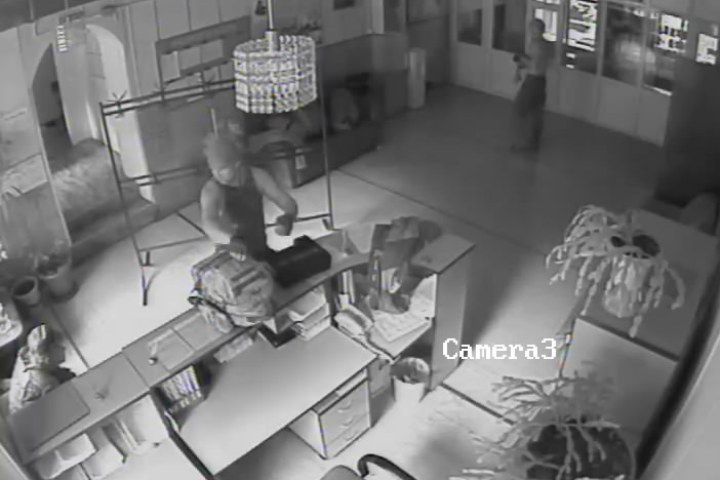 Захват лечебницы в Ниловой Пустыни: перепуганные отдыхающие уезжают домой Фото: предоставлено Аркадием Зарубиным