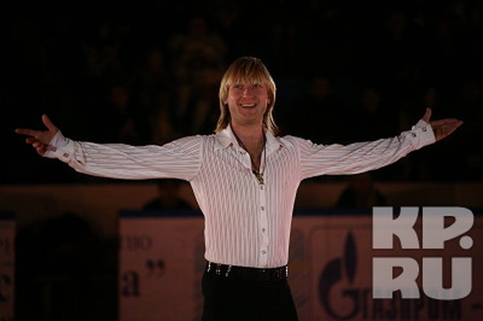 Эдвин мартон сейчас. Эдвин мартон. Эдвин мартон сейчас. Эдвин мартон подыгравший билану 7 букв. Эдвин мартон и плющенко.