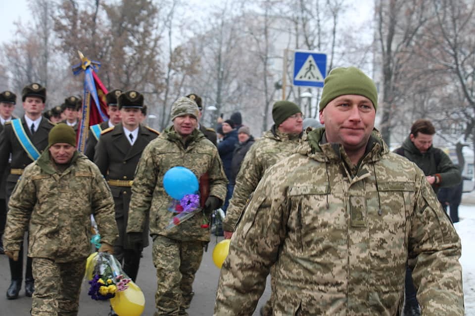 Российские войска входят в мариуполь. Российские войска в мариуполе. Новости с фронтов украины ш. Фото с фронта украины. Репортаж из мариуполя.