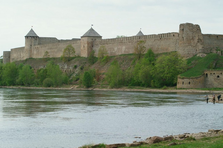 Приграничный город на реке Нарве - место с богатой историей. Фото: kingisepplo.ru