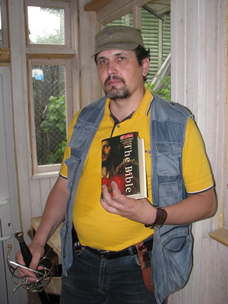 Андрей Волгин
