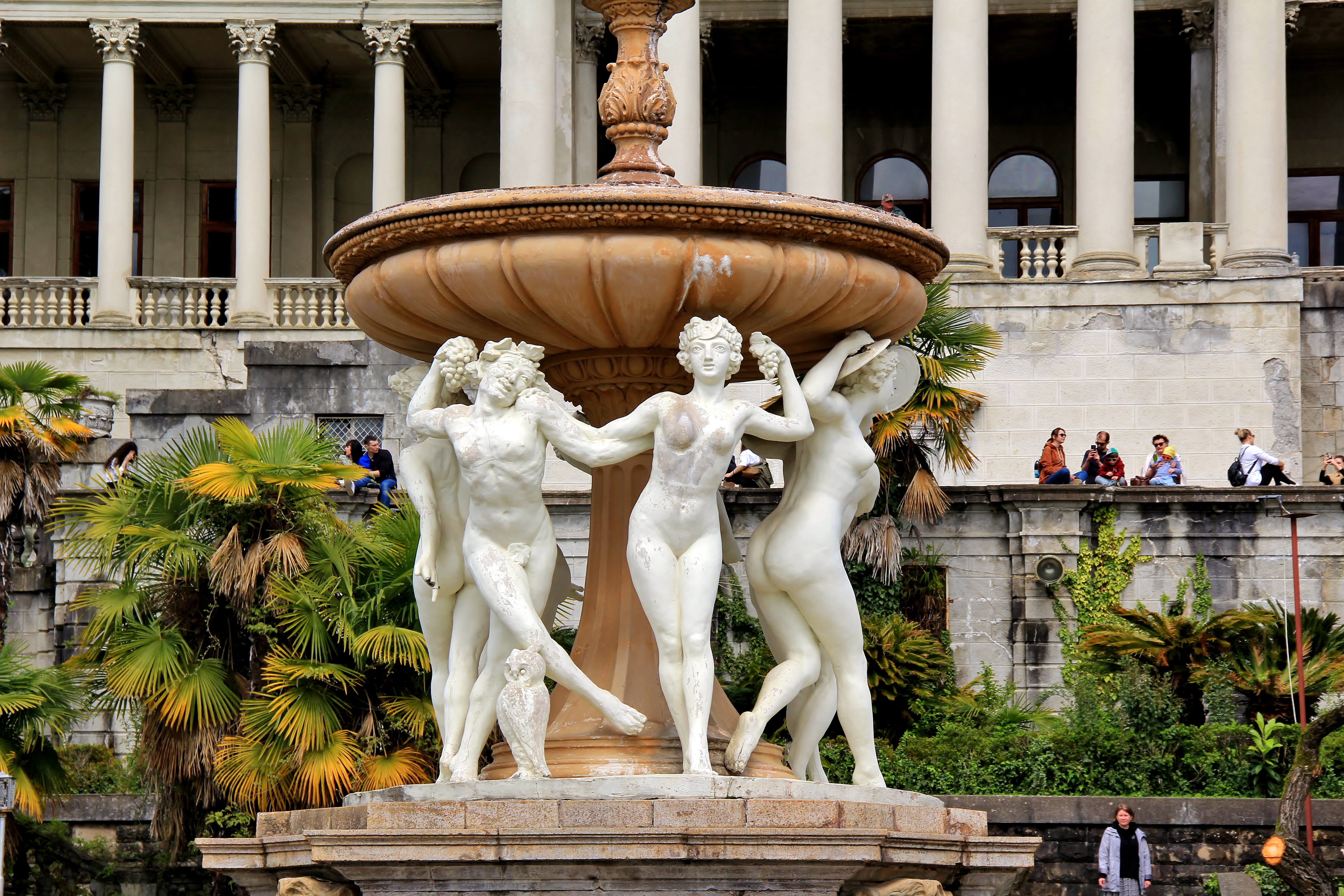 Знаменитый фонтан