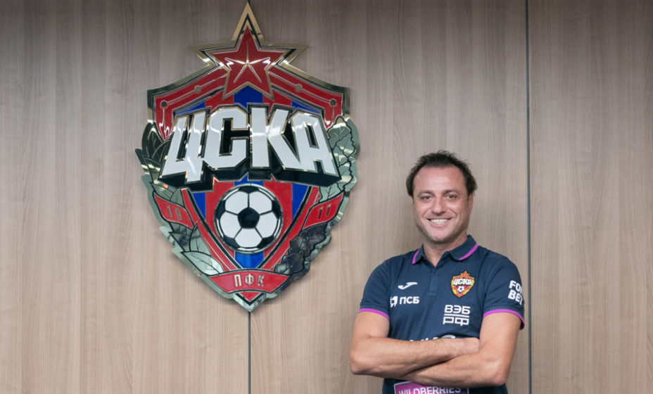 Ролан Гусев - старший тренер молодежной команды ЦСКА. Фото: Официальный сайт ПФК ЦСКА