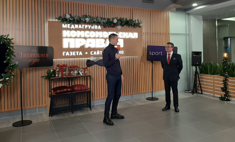 Экс-голкипер «Спартака» Артем Ребров взял вступительное слово на награждении приза «Джентльмен года-2021». Фото: Денис Вдовин