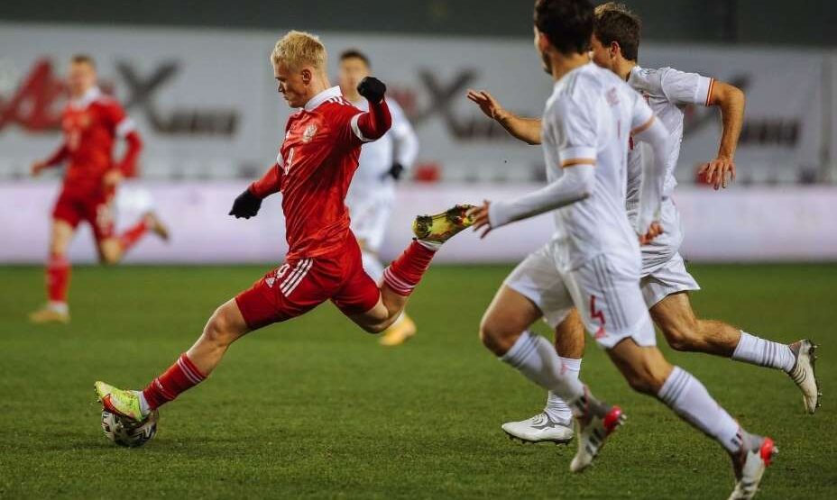 Константин Тюкавин, молодежная сборная России